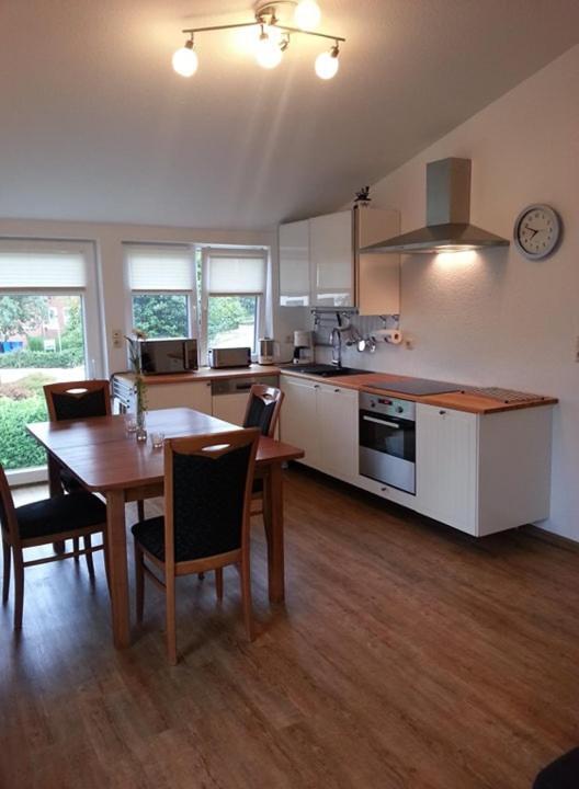 Apartament Omas Huus Esens Zewnętrze zdjęcie